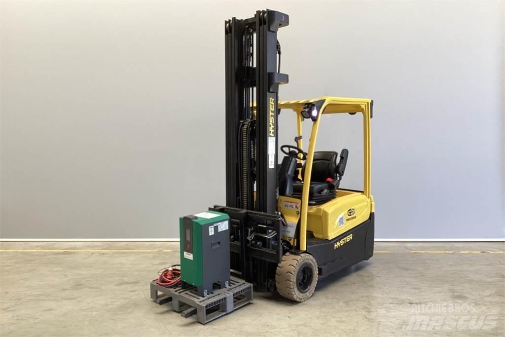 Hyster J2.0XNT Electric Forklifts