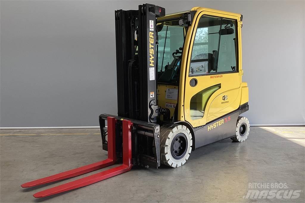 Hyster J3.50XN Electric Forklifts