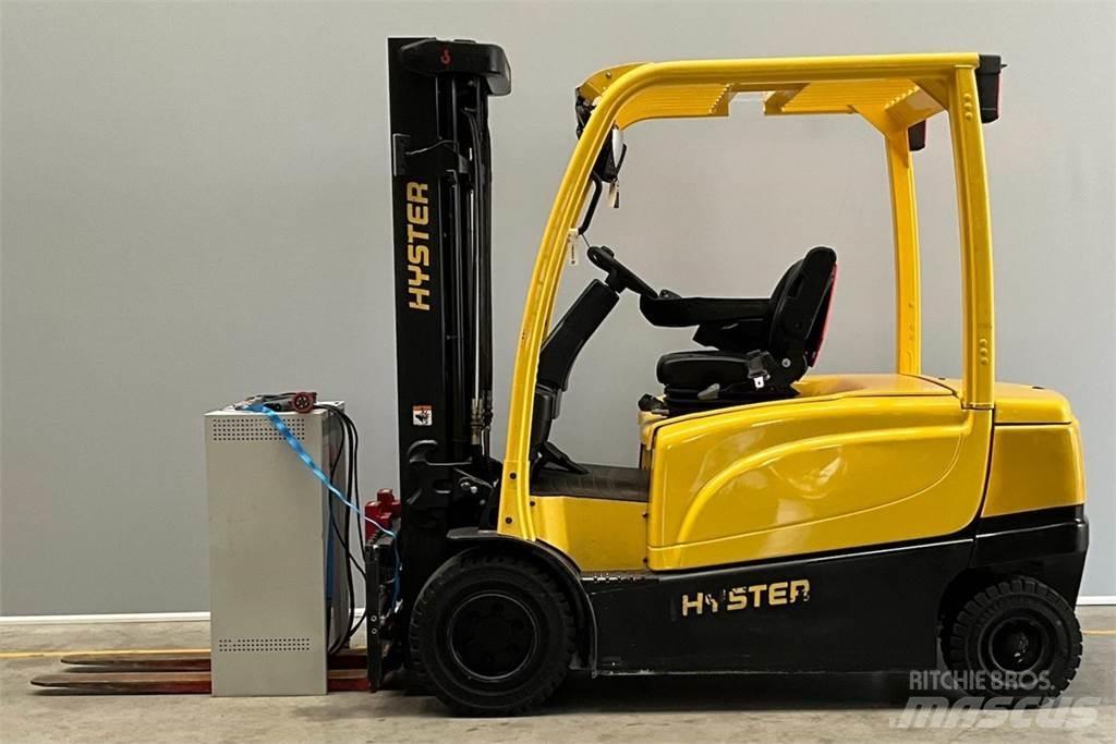Hyster J3.5XN Electric Forklifts