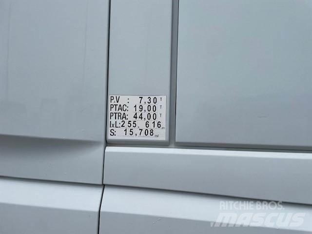 DAF XF 460 Conventional Trucks / Tractor Trucks