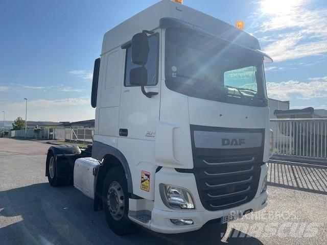 DAF XF105 Conventional Trucks / Tractor Trucks