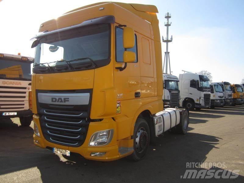 DAF XF105 460 Conventional Trucks / Tractor Trucks