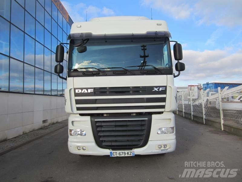 DAF XF105 460 Conventional Trucks / Tractor Trucks