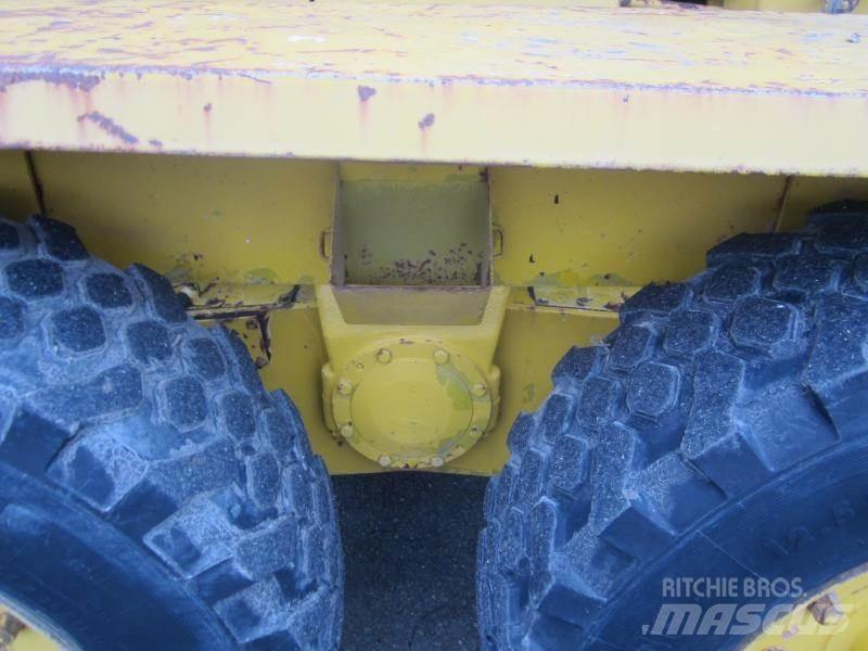 Frisch F75B Motor Graders