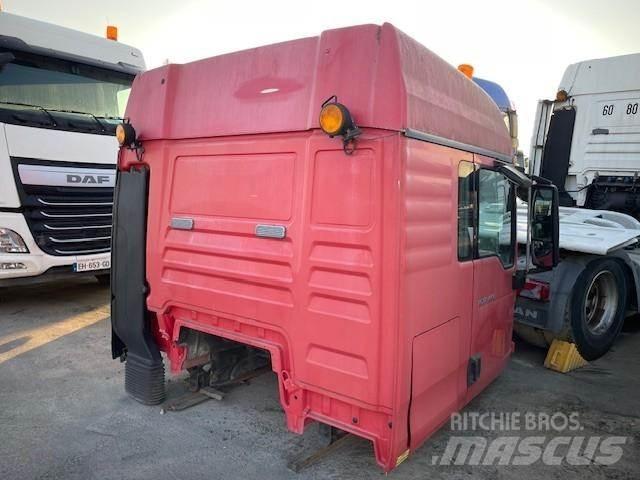 MAN TGX Cabins and interior