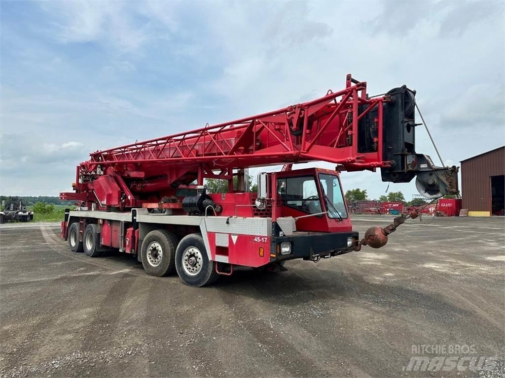 Grove TMS700E Mobile and all terrain cranes