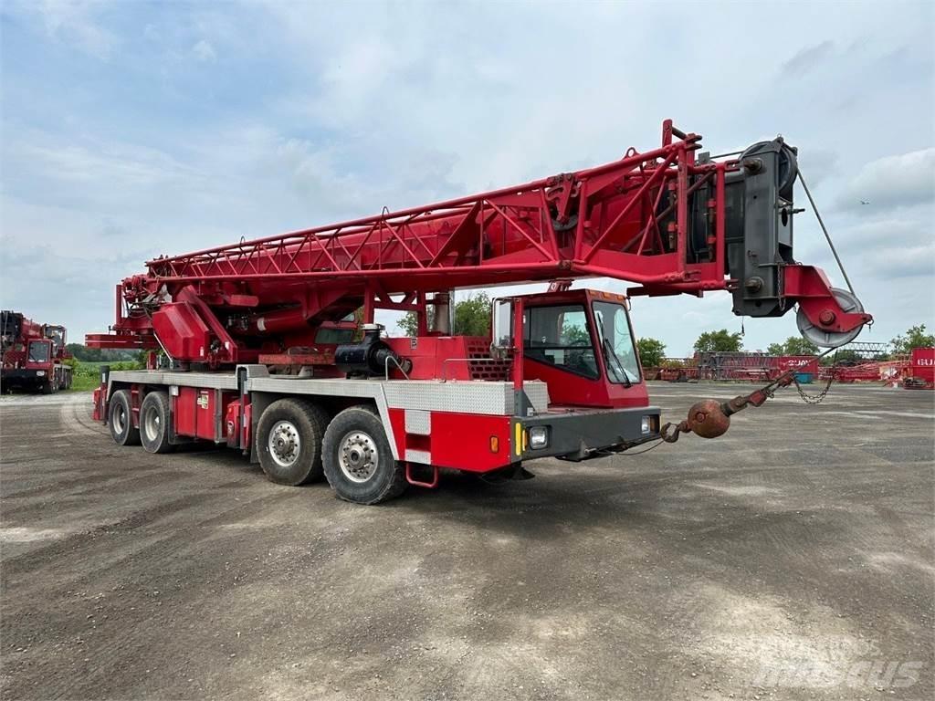 Grove TMS700E Mobile and all terrain cranes