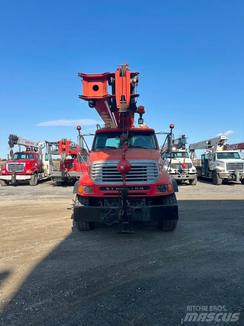 National 18127 Boom / Crane / Bucket Trucks