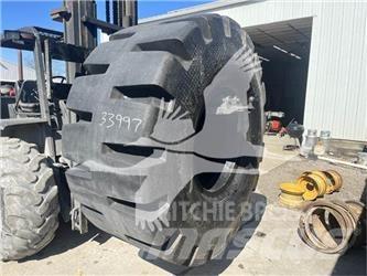 BKT 35/65X33 Tires, wheels and rims