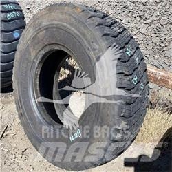 Titan 17.5R25 Tires, wheels and rims