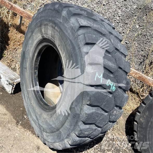 Titan 20.5R25 Tires, wheels and rims
