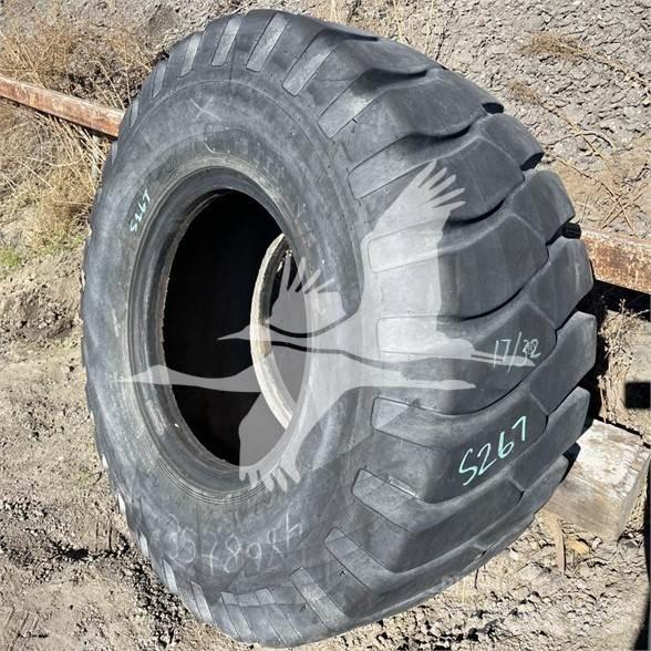 Titan 20.5x25 Tires, wheels and rims