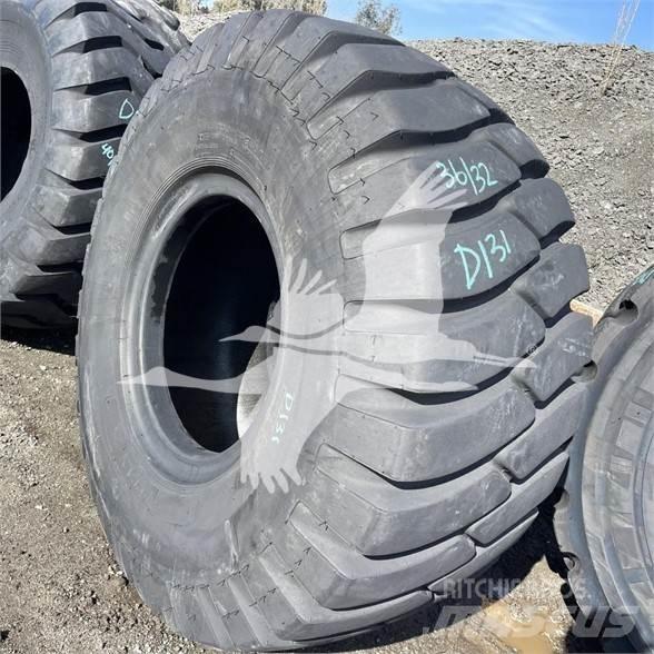 Titan 23.5x25 Tires, wheels and rims