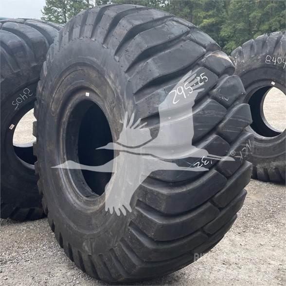 Titan 29.5x25 Tires, wheels and rims