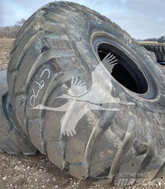 Titan 29.5x25 Tires, wheels and rims