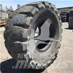 Toyo 35/65x33 Tires, wheels and rims