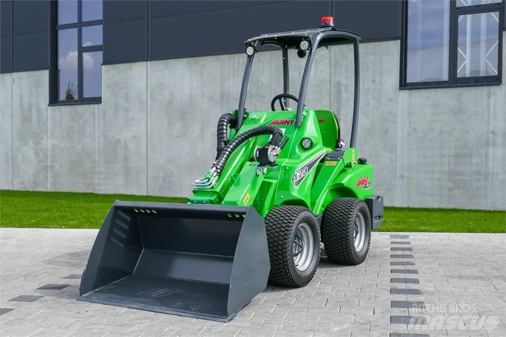 Avant M 423 Mini Excavators <7t (Mini Diggers)