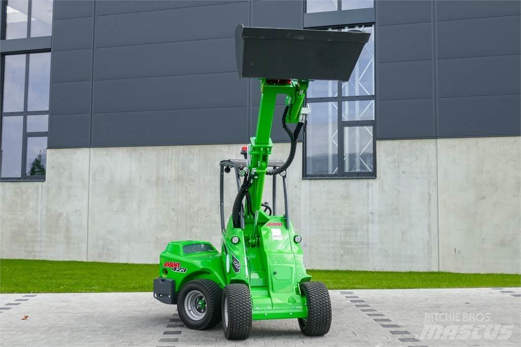 Avant M 423 Mini Excavators <7t (Mini Diggers)