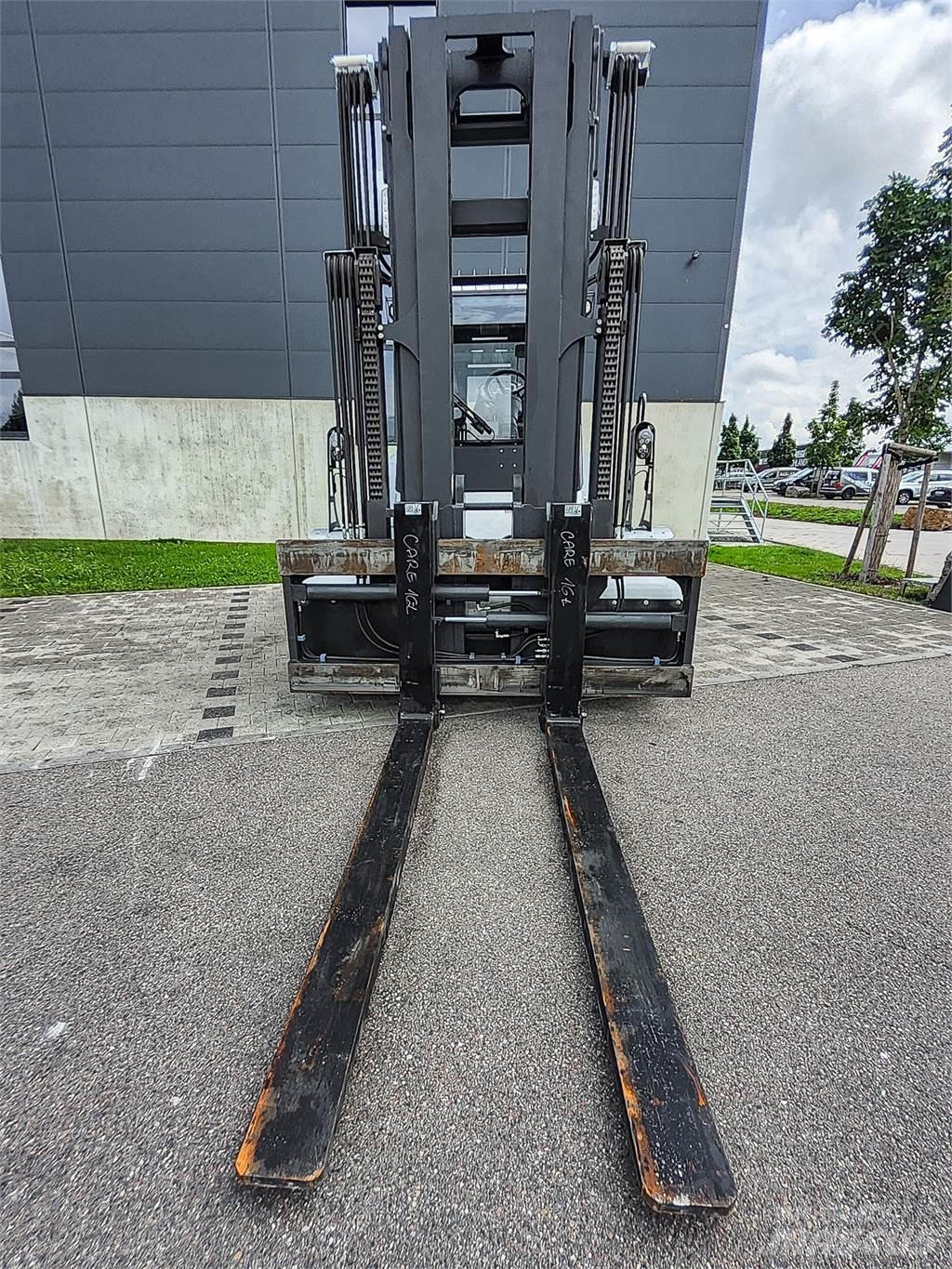 Carer A 160-1200X Electric Forklifts