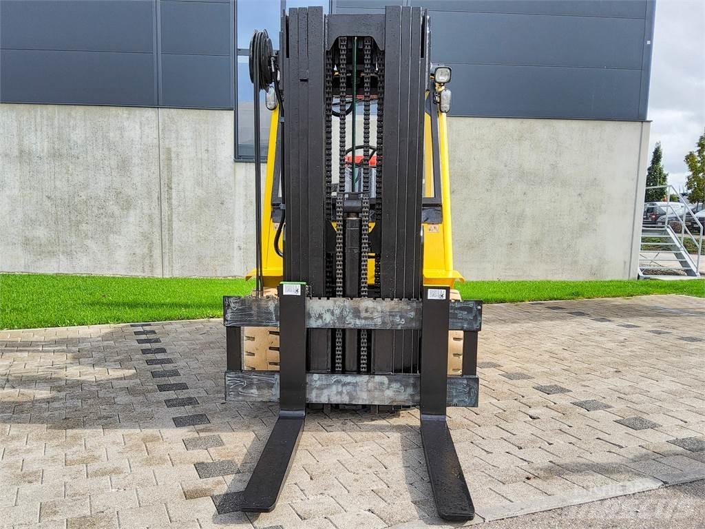 Hyster H 5.50 XM LPG trucks