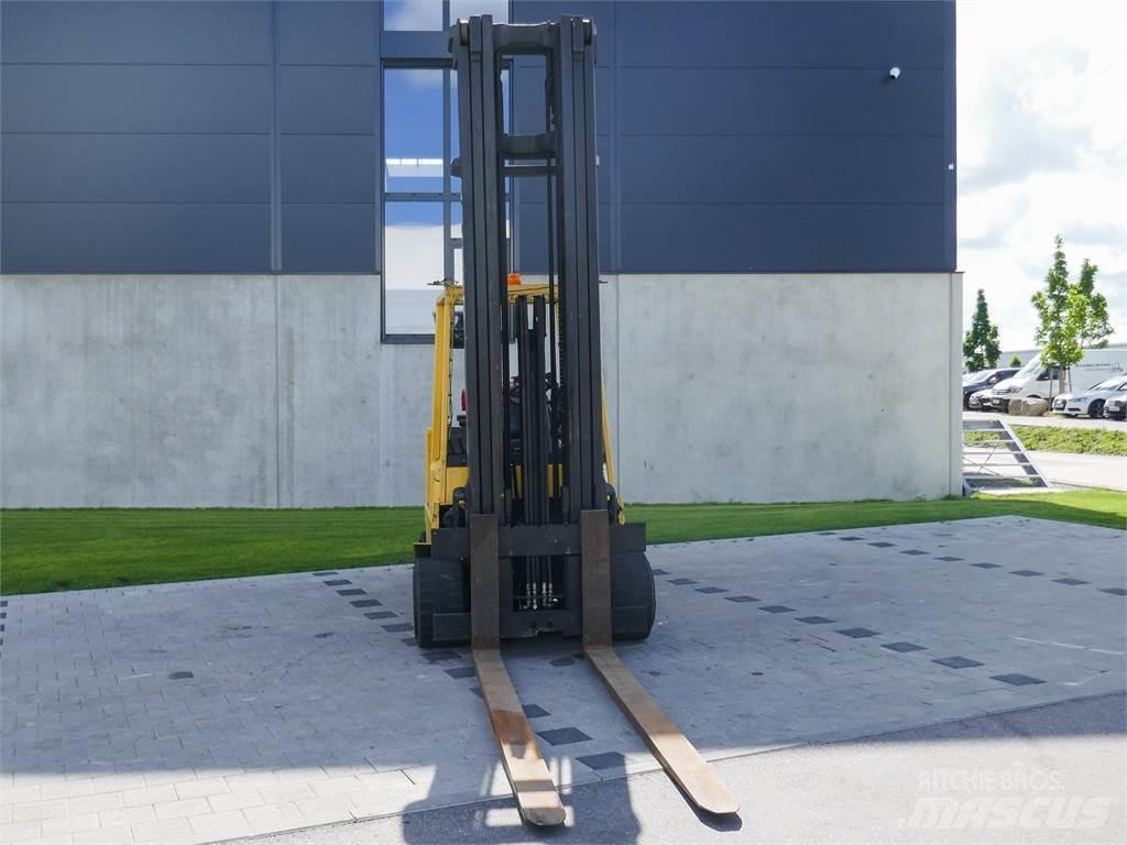 Hyster S5.50 XMS LPG trucks
