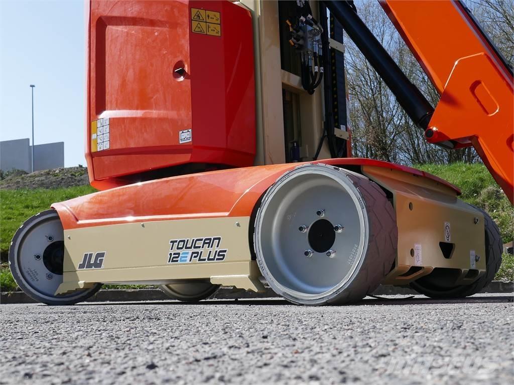 JLG Toucan 12E Plus Vertical mast lifts