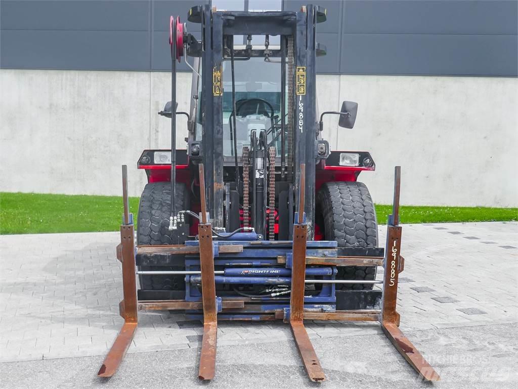 Manitou M 40-4 Rough Terrain Trucks