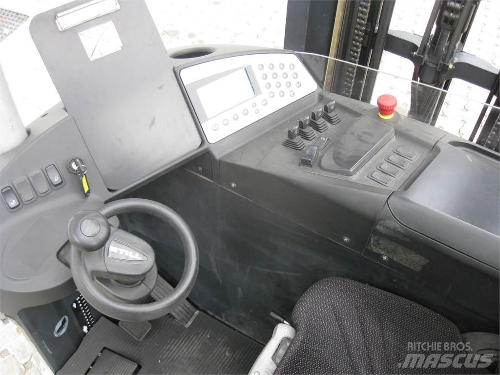 Still FM-X14 Reach trucks