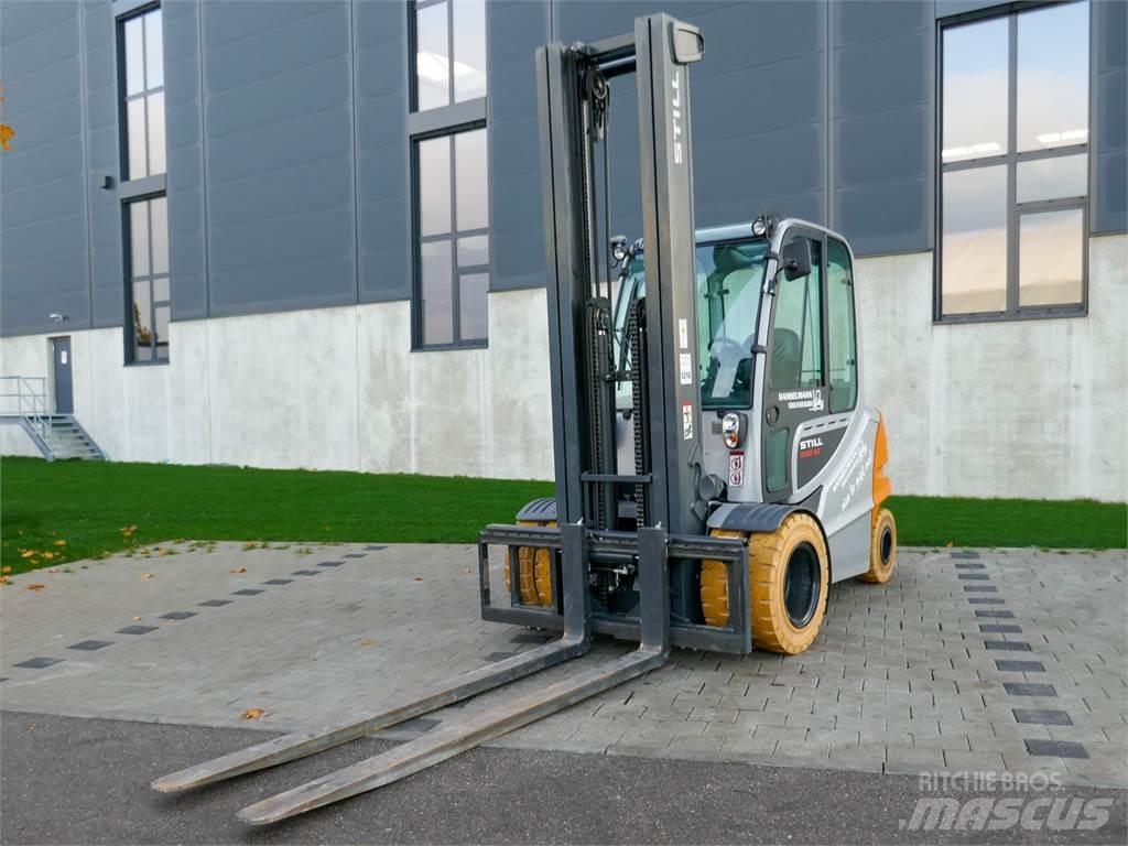 Still RX 60-50 Electric Forklifts