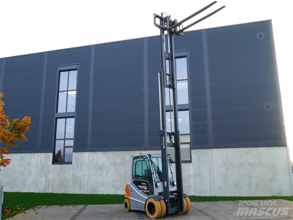 Still RX 60-50 Electric Forklifts