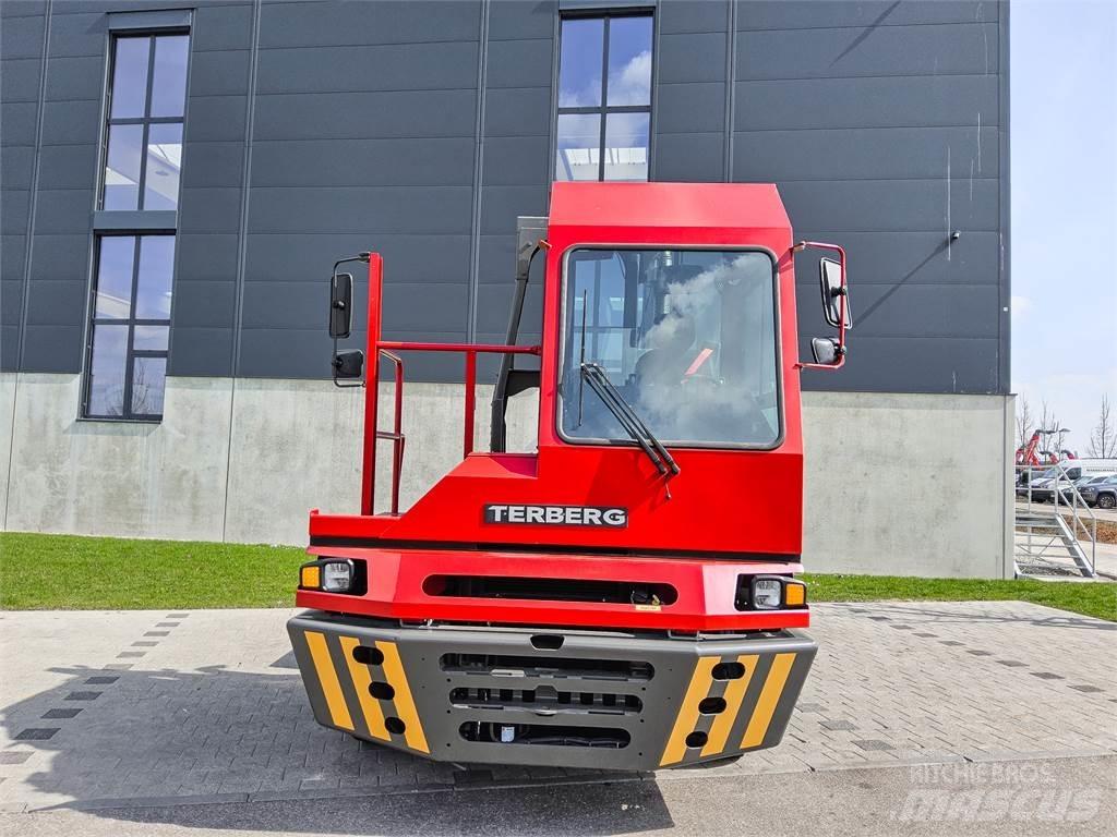 Terberg YT 220 Shunt Trucks