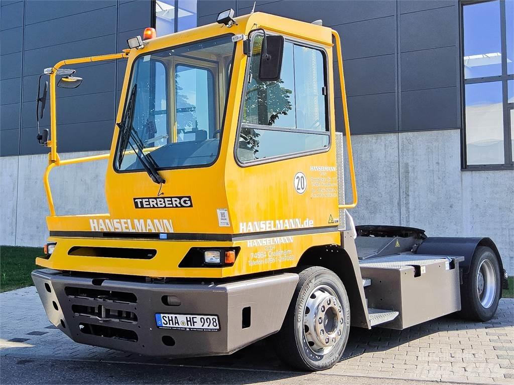Terberg YT 222 Shunt Trucks