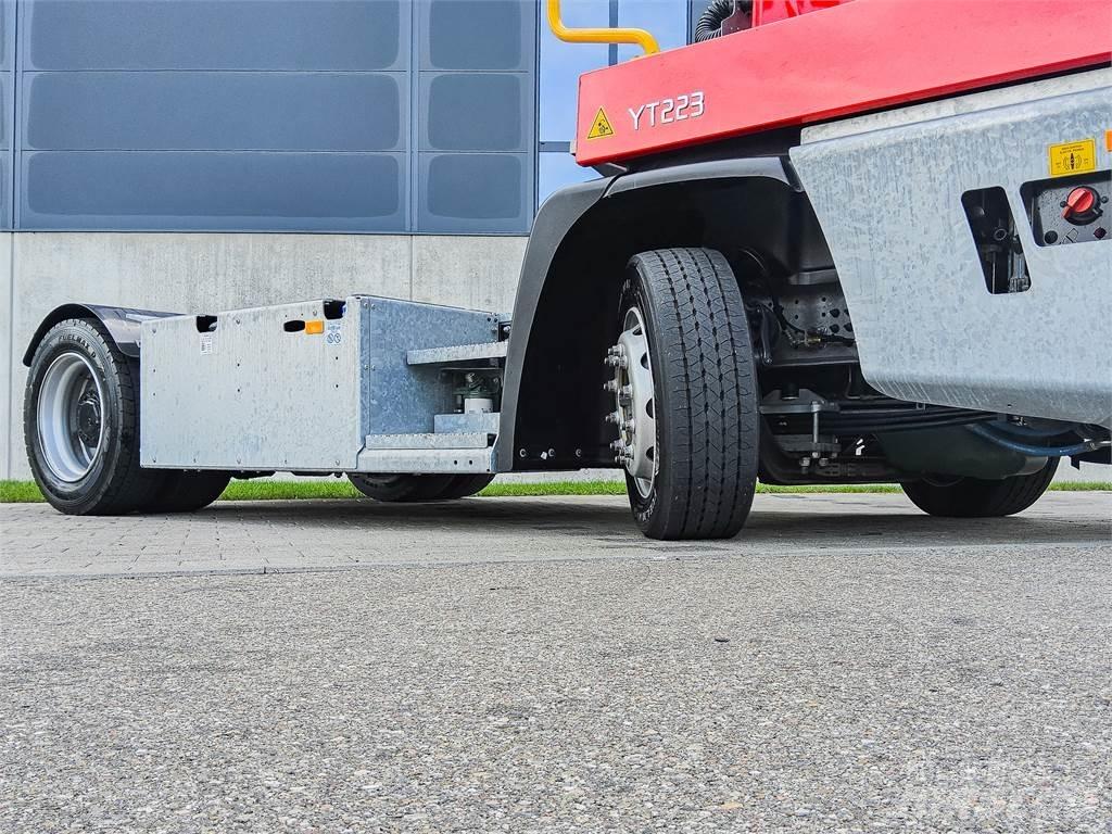 Terberg YT 223 Shunt Trucks