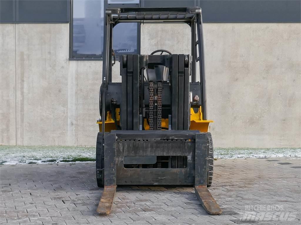 Yale GDP 40VX6 V2471 Diesel Forklifts