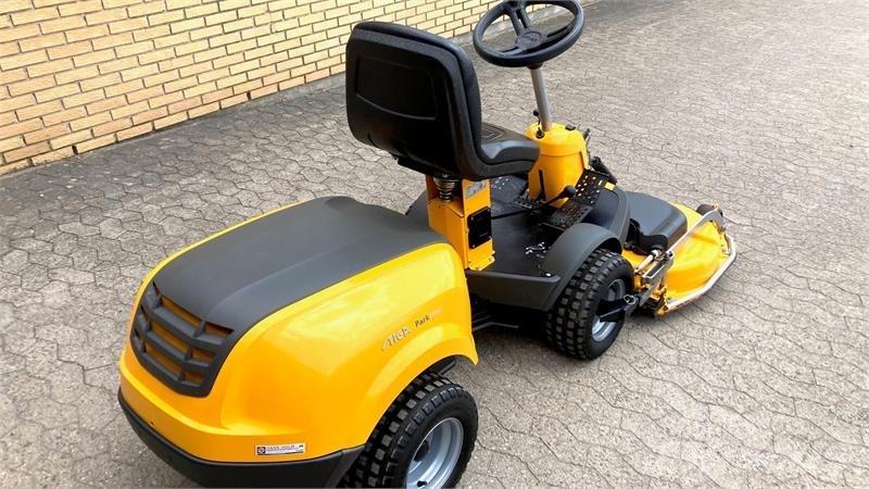 Stiga Park Compact tractors