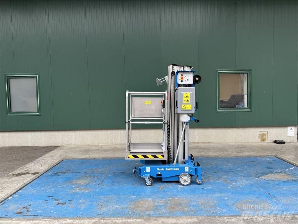 Genie AWP-25S AC Other lifts and platforms