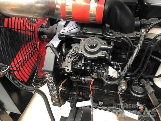 Cummins 4BT3.9 Engines