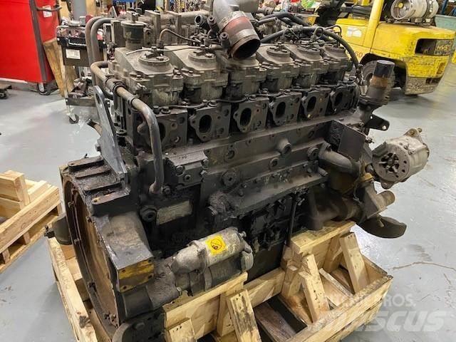 Komatsu SA6D125E-2 Engines