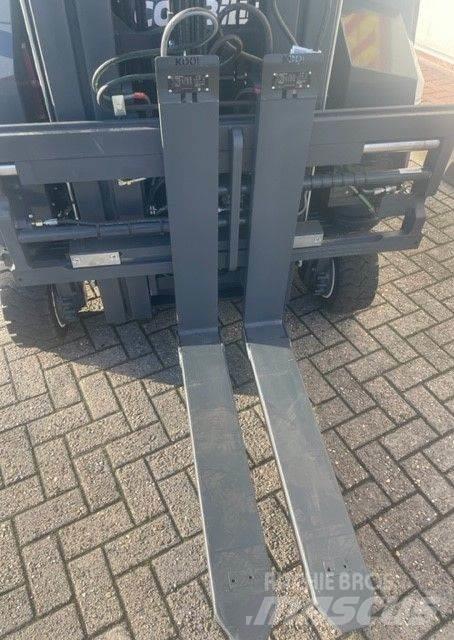 Combilift CBE 3000 Side Loaders