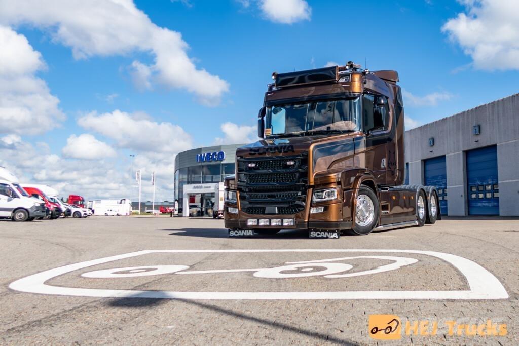 Scania RT520 A6x2NB Conventional Trucks / Tractor Trucks