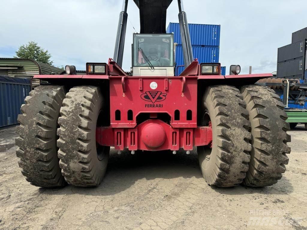 CVS Ferrari F479.5 Reach Stackers