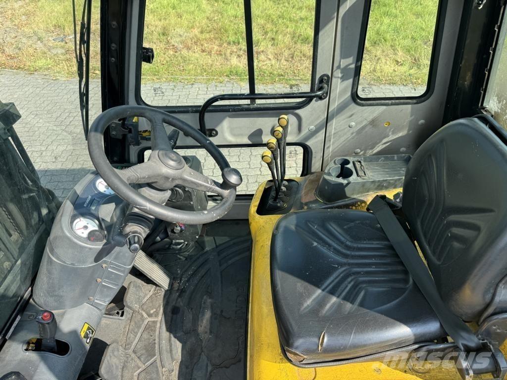 Hyundai 33D-7E Diesel Forklifts