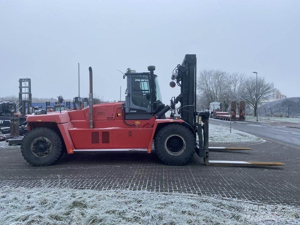 Kalmar DCG300-12LB Diesel Forklifts