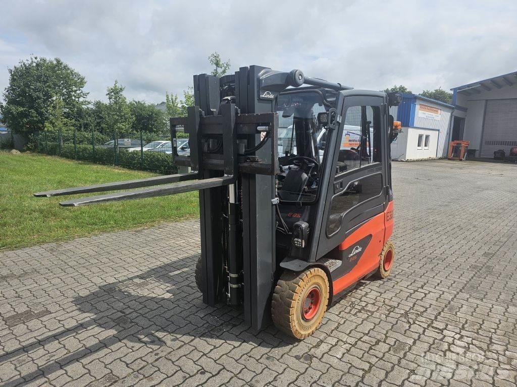 Linde E25-01 UVV Electric Forklifts