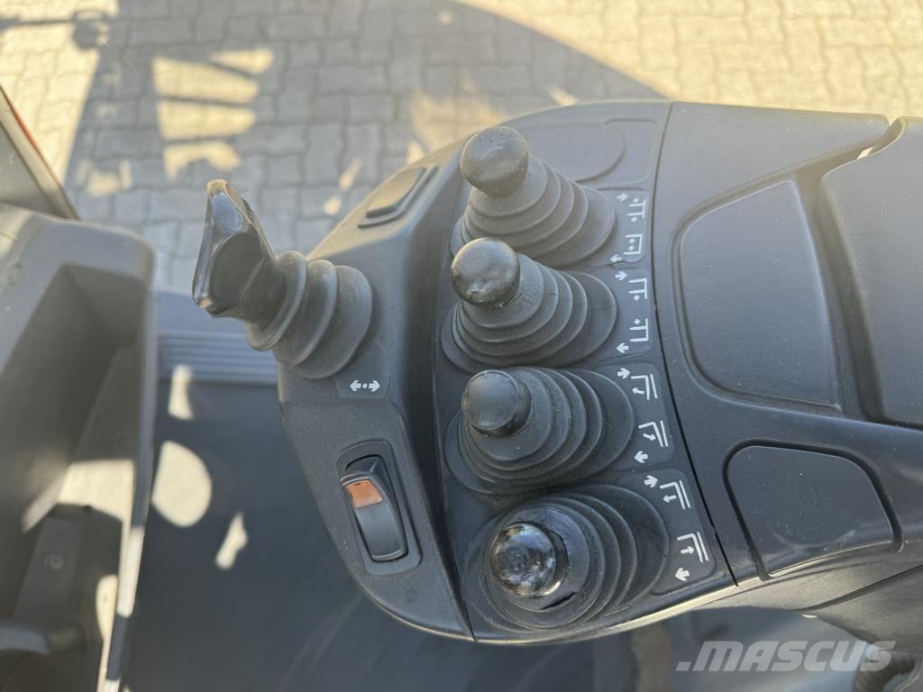 Linde H30D-02 Diesel Forklifts