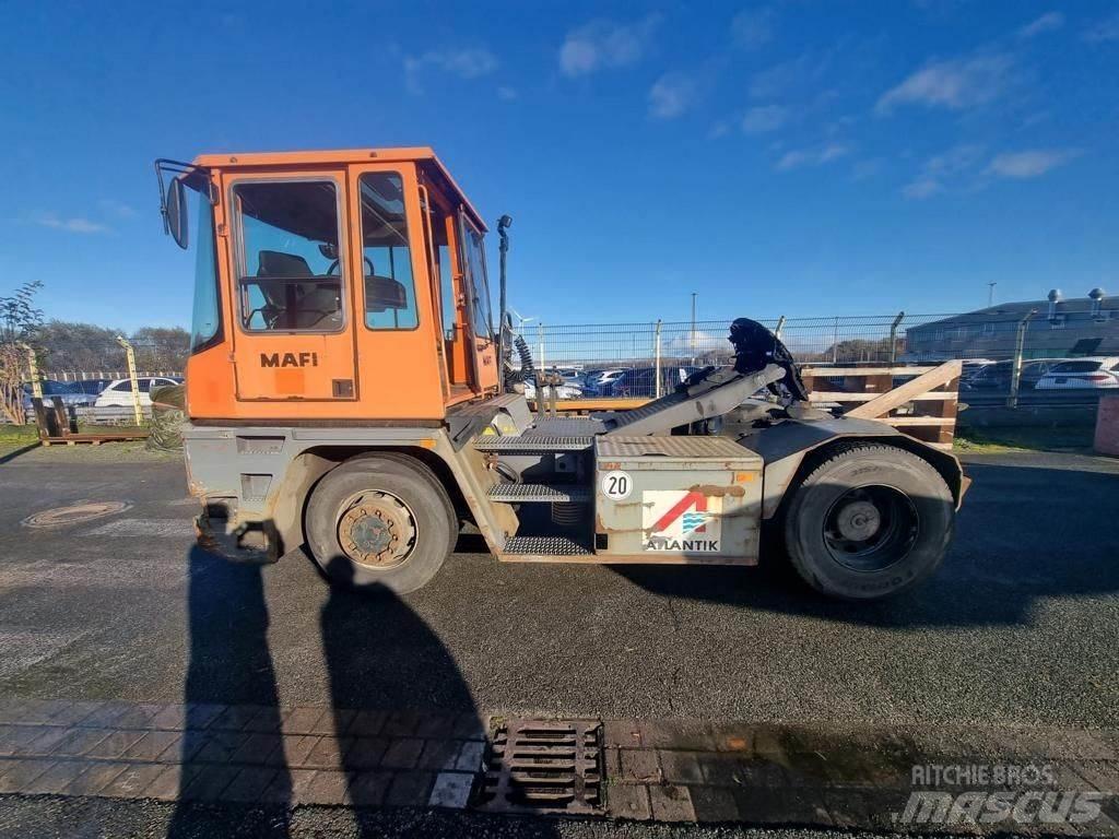 Mafi MT36 4x4DL Shunt Trucks