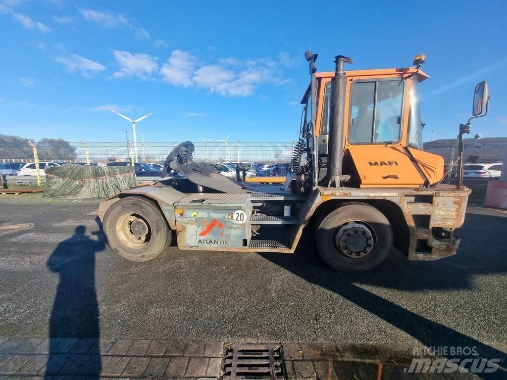 Mafi MT36 4x4DL Shunt Trucks