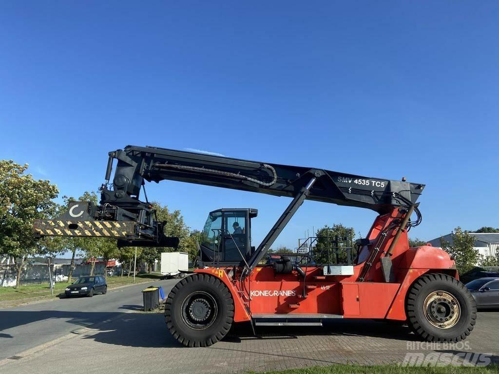 SMV 4535TC5 Reach Stackers