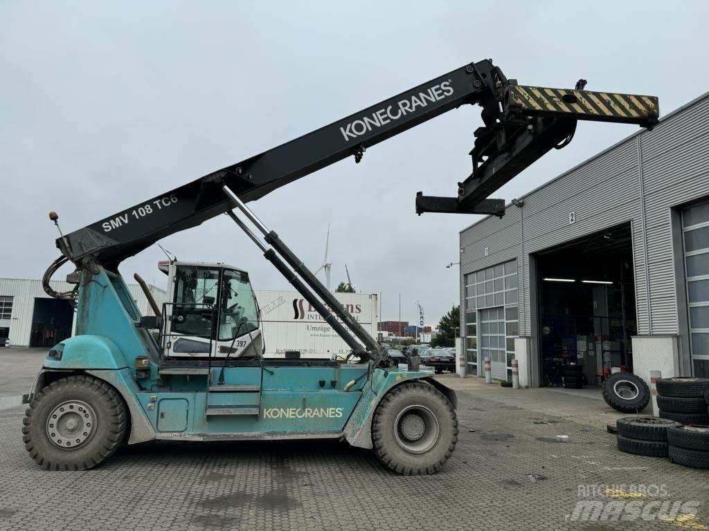 SMV SC108TC6 Reach Stackers