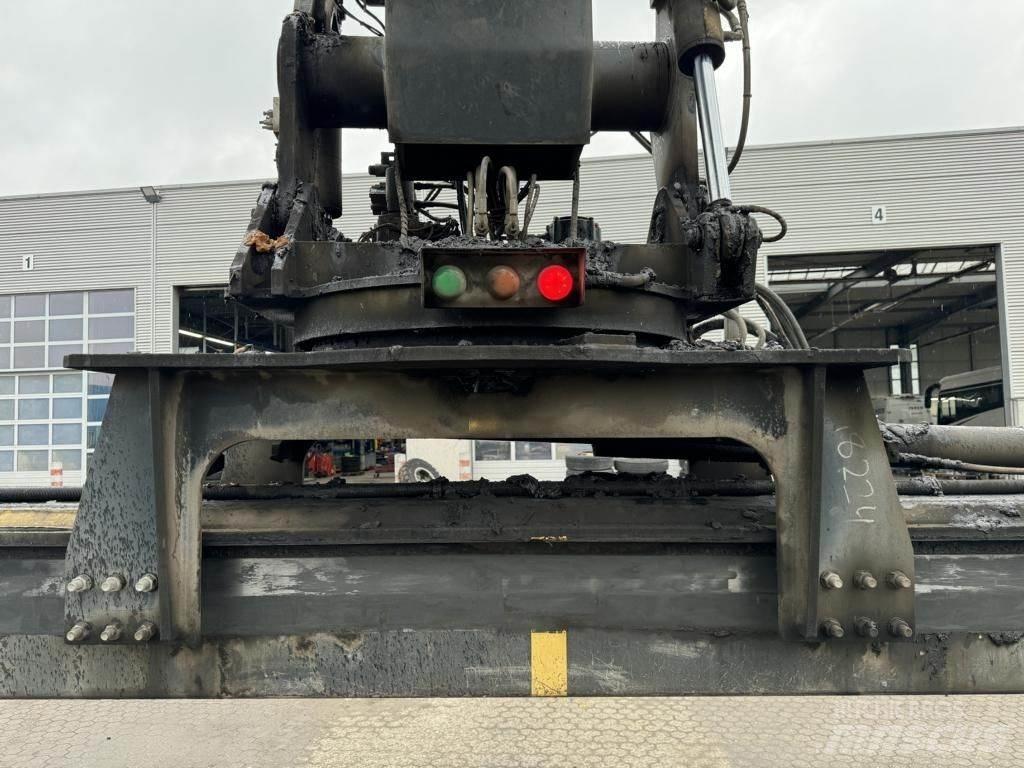 SMV SC108TC6 Reach Stackers
